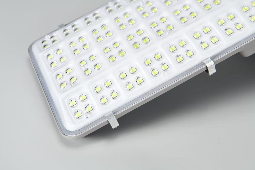 3-Sided High-Brightness Solar Street Light – 20W to 55W